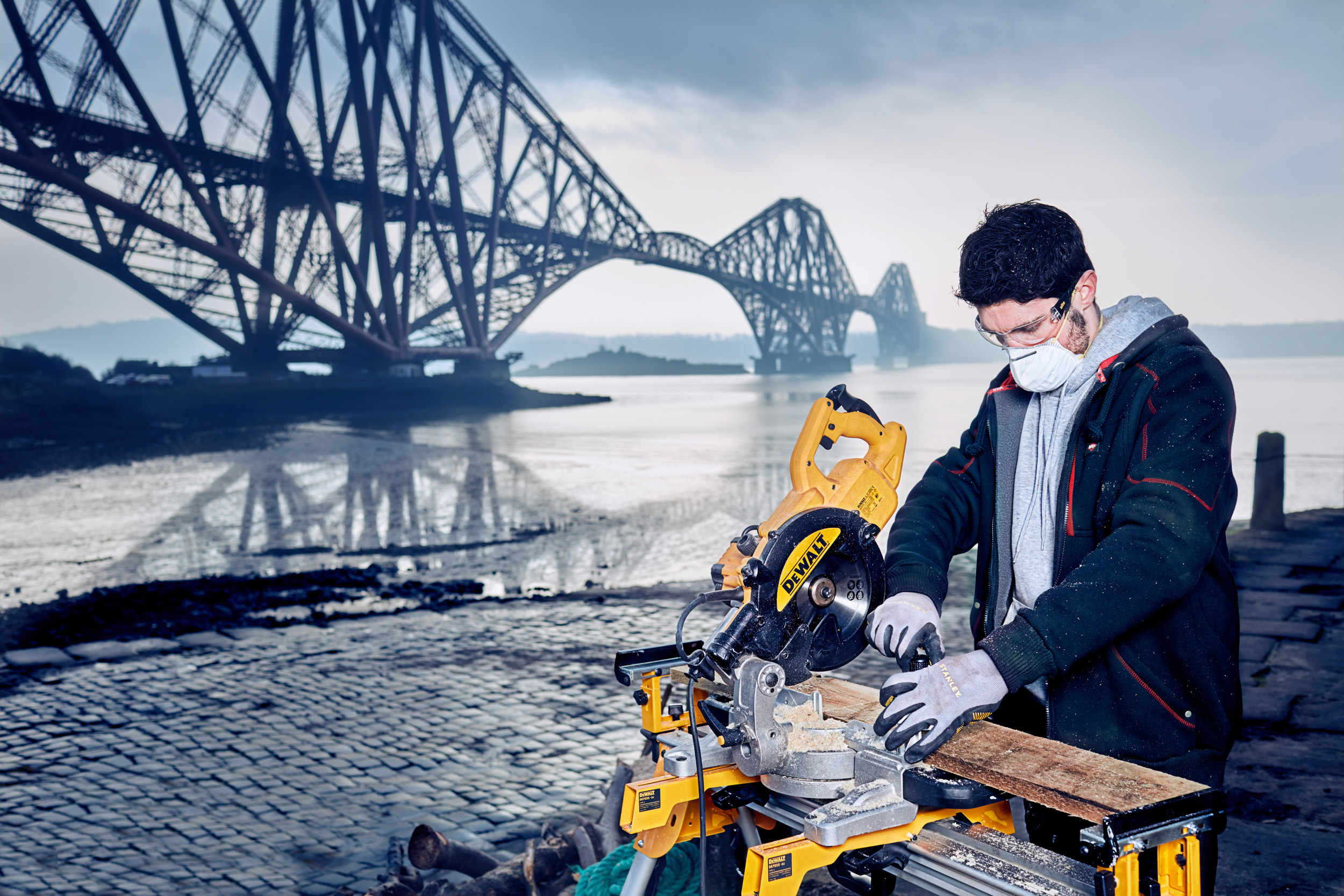 Campaign photography for Screwfix
